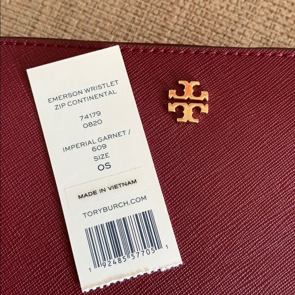 Tory Burch Bags Tory Burch Emerson Wristlet Zip Continental
